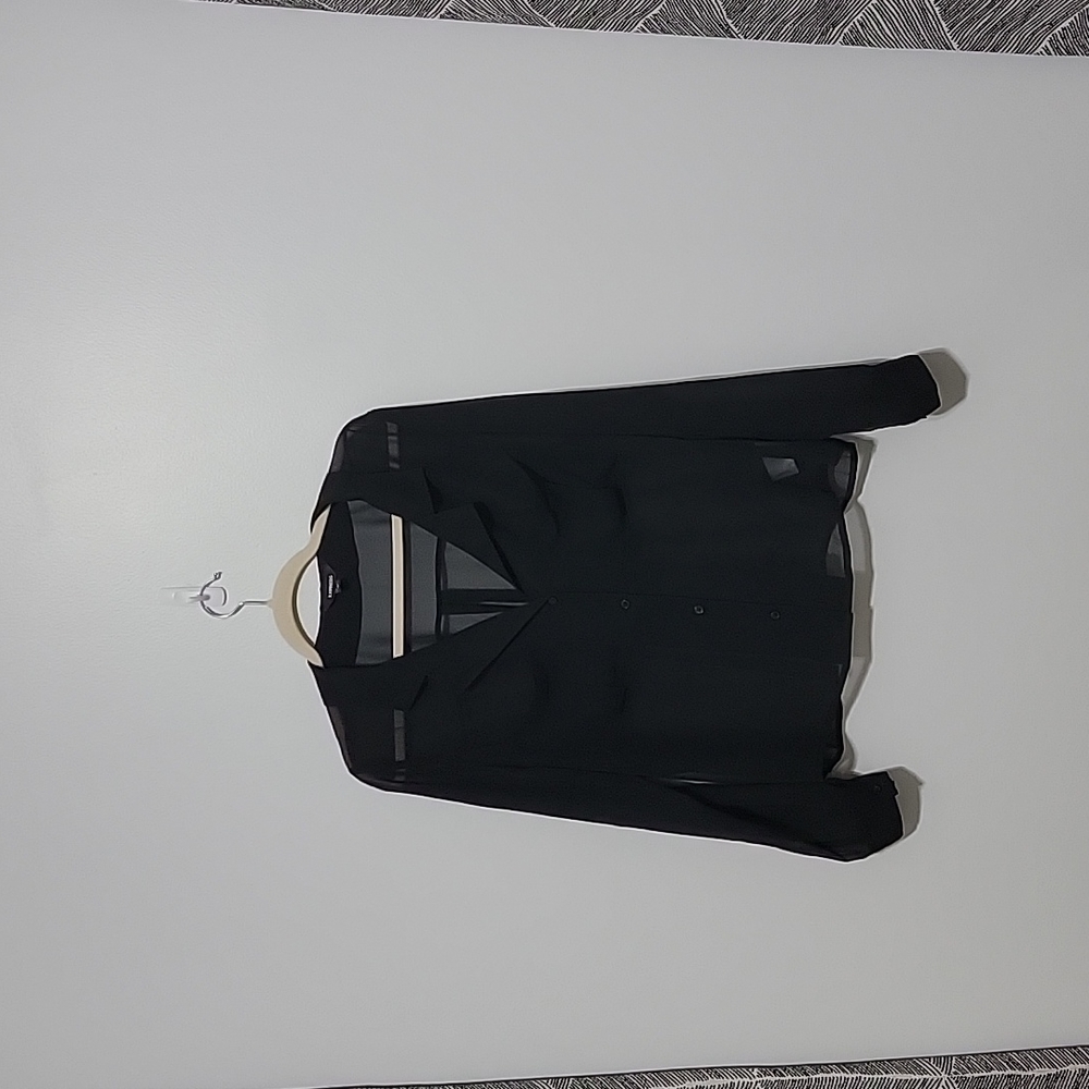 Black Sheer cropped Express Top